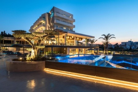 Cavo Zoe Seaside