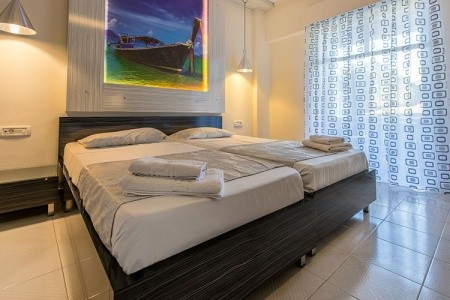 Golden Sun Hotel - 4