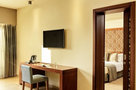 Omán Salalah Fanar Beach Resort & Residence 8 dňový pobyt All Inclusive Letecky Letisko: Bratislava May 2026 ( 2/05/26- 9/05/26)