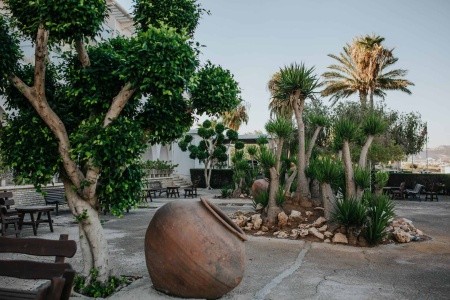 Sveltos Hotel - 16