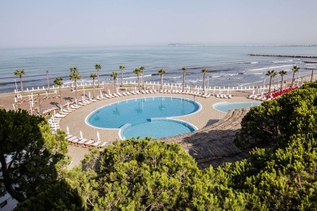 Prestige Resort - Albánie v září
