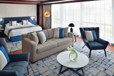 Spojené arabské emiráty Dubaj Mövenpick Hotel & Apartments Bur Dubai 8 dňový pobyt Raňajky Letecky Letisko: Praha jún 2023 ( 5/06/23-12/06/23)