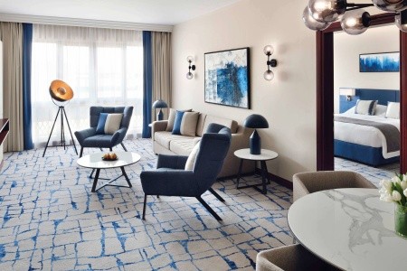 Spojené arabské emiráty Dubaj Mövenpick Hotel & Apartments Bur Dubai 8 dňový pobyt Raňajky Letecky Letisko: Praha jún 2023 ( 5/06/23-12/06/23)