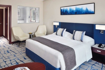 Spojené arabské emiráty Dubaj Mövenpick Hotel & Apartments Bur Dubai 8 dňový pobyt Raňajky Letecky Letisko: Praha jún 2023 ( 5/06/23-12/06/23)