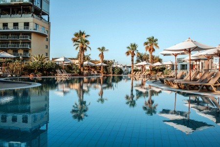 Malta se snídaní s vnitřním bazénem - slevy - nejlepší recenze