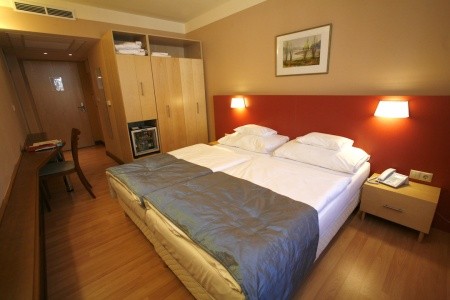 Maďarsko Južné Zadunajsko Dráva Thermal Resort 5 dňový pobyt Polpenzia Vlastná May 2026 (13/05/26-17/05/26)