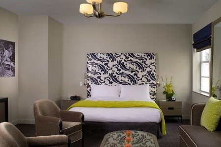 USA Florida Breakwater South Beach 7 dňový pobyt Raňajky Letecky Letisko: Praha June 2026 (30/06/26- 6/07/26)