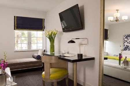 USA Florida Breakwater South Beach 7 dňový pobyt Raňajky Letecky Letisko: Praha June 2026 (30/06/26- 6/07/26)