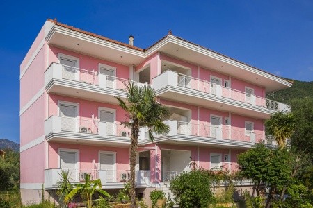 Dionysos Apartman