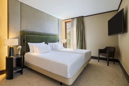 Česká republika Praha a okolie Carlo IV Prague 4 dňový pobyt Raňajky Vlastná November 2026 (26/11/26-29/11/26)