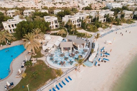 Spojené arabské emiráty Ras Al Khaimah Hilton Ras Al Khaimah Beach Resort & Spa 6 dňový pobyt Raňajky Letecky Letisko: Praha jún 2023 (22/06/23-27/06/23)
