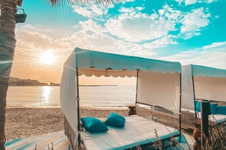 Spojené arabské emiráty Ras Al Khaimah Hilton Ras Al Khaimah Beach Resort & Spa 5 dňový pobyt Bez stravy Letecky Letisko: Praha jún 2024 (11/06/24-15/06/24)