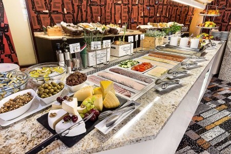 Česká republika Južná Morava Best Western Premier Hotel International 5 dňový pobyt Raňajky Vlastná November 2025 ( 7/11/25-11/11/25)