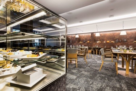 Česká republika Južná Morava Best Western Premier Hotel International 5 dňový pobyt Raňajky Vlastná November 2025 ( 7/11/25-11/11/25)