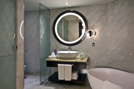 Crowne Plaza Dubai - Deira - 24