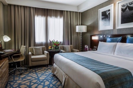 Crowne Plaza Dubai - Deira - 35
