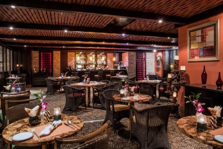 Crowne Plaza Dubai - Deira - 37