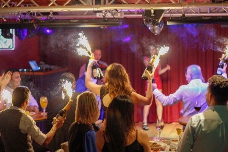 Crowne Plaza Dubai - Deira - 42