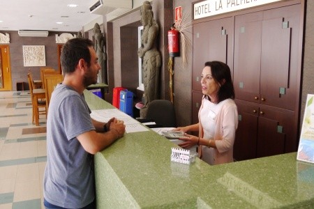 Španielsko Costa Brava La Palmera 15 dňový pobyt Polpenzia Letecky Letisko: Praha July 2026 ( 1/07/26-15/07/26)