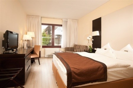 First Minute Maďarsko - Lions Garden Hotel