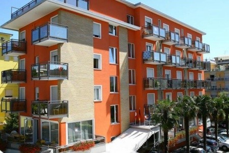 Dovolená Lido di Jesolo 2023 - Rezidence Torino