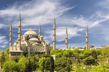 TURECKO - ISTANBUL - Turecko v dubnu