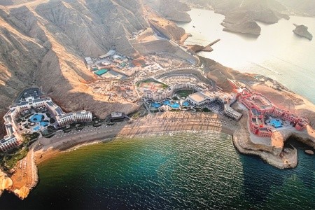 Omán s plnou penzí - Omán 2023 - Shangri-La Al Waha & Al Bandar