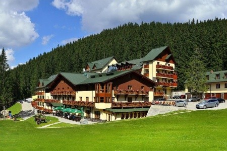 Ski & Wellness Residence Družba