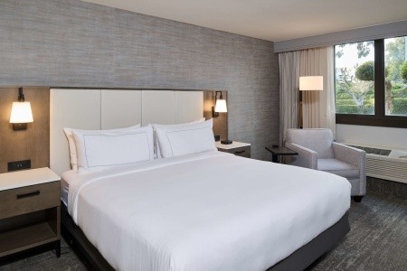 USA California Doubletree By Hilton Buena Park 15 dňový pobyt Raňajky Letecky Letisko: Praha October 2025 (28/10/25-11/11/25)