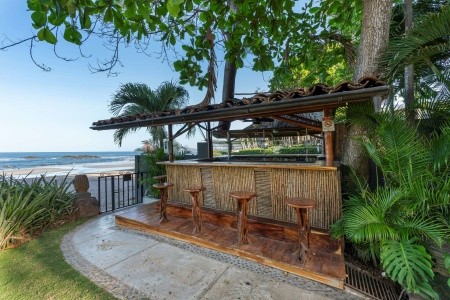 El Jardin Del Eden - 69