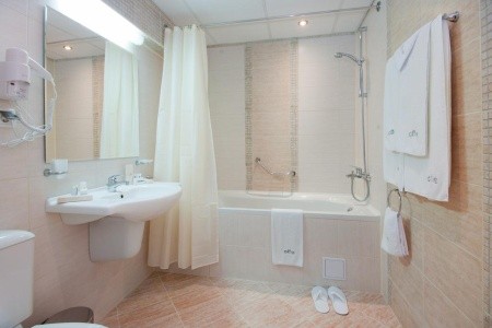 Bulharsko Slnečné Pobrežie Karlovo 15 dňový pobyt Raňajky Letecky Letisko: Košice July 2026 ( 7/07/26-21/07/26)