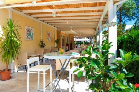 Bulharsko Slnečné Pobrežie Karlovo 15 dňový pobyt Raňajky Letecky Letisko: Košice July 2026 ( 7/07/26-21/07/26)