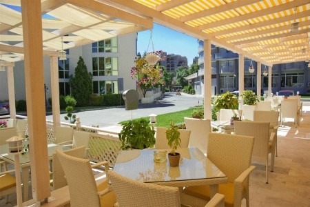 Bulharsko Slnečné Pobrežie Karlovo 15 dňový pobyt Raňajky Letecky Letisko: Košice July 2026 ( 7/07/26-21/07/26)