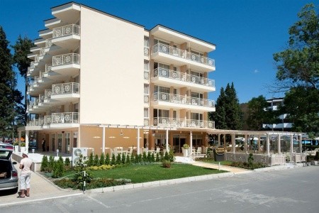 Bulharsko Slnečné Pobrežie Karlovo 15 dňový pobyt Raňajky Letecky Letisko: Košice July 2026 ( 7/07/26-21/07/26)