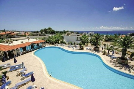 Coliseum Studios & Apartments - 6