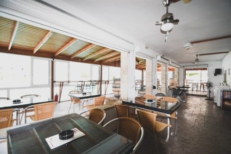 Coliseum Studios & Apartments - 16