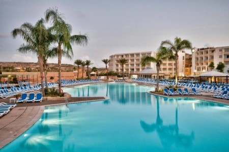 Seabank Resort & Spa - 3