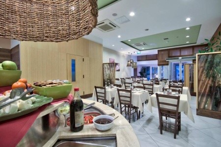 Seabank Resort & Spa - 10