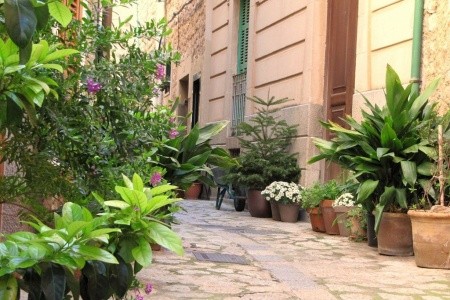 Mallorca s turistikou - nedotčená příroda a tradiční architektura - 12