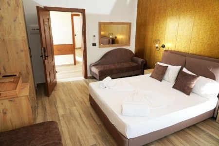 Albánsko Durrës Monaco Garden 8 dňový pobyt Raňajky Letecky Letisko: Praha September 2025 (19/09/25-26/09/25)