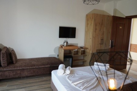 Albánsko Durrës Monaco Garden 8 dňový pobyt Raňajky Letecky Letisko: Praha September 2025 (19/09/25-26/09/25)