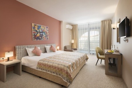 Bulharsko Slnečné Pobrežie Melia Sunny Beach Resort 15 dňový pobyt All Inclusive Letecky Letisko: Praha June 2025 (17/06/25- 1/07/25)