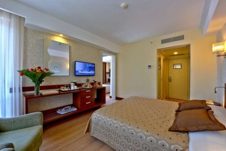 Turecko Side Side Star Beach 12 dňový pobyt Ultra All inclusive Letecky Letisko: Bratislava September 2026 ( 4/09/26-15/09/26)