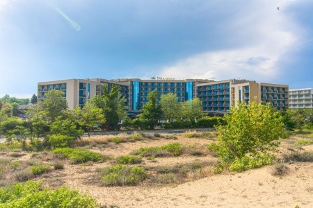 Bulharsko Slnečné Pobrežie Tiara Beach 15 dňový pobyt All Inclusive Letecky Letisko: Bratislava August 2026 (23/08/26- 6/09/26)