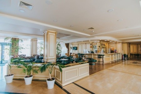 Bulharsko Slnečné Pobrežie Tiara Beach 15 dňový pobyt All Inclusive Letecky Letisko: Bratislava August 2026 (23/08/26- 6/09/26)