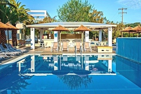 Amour Holiday Resort - 8