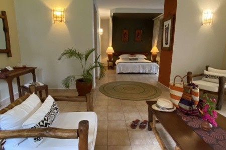 Keňa Diani Beach Pinewood Beach Resort 10 dňový pobyt Polpenzia Letecky Letisko: Viedeň October 2025 (18/10/25-27/10/25)
