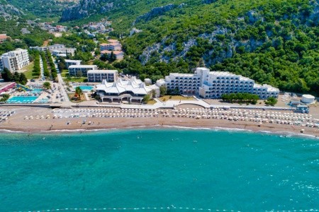 Pearl Beach Resort, Černá Hora, Bar