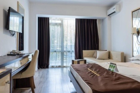 Bulharsko Zlaté Piesky Prestige Deluxe Aquapark Club 8 dňový pobyt All Inclusive Letecky Letisko: Bratislava July 2026 ( 2/07/26- 9/07/26)