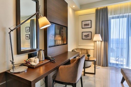 Hotel California By Aycon - 8